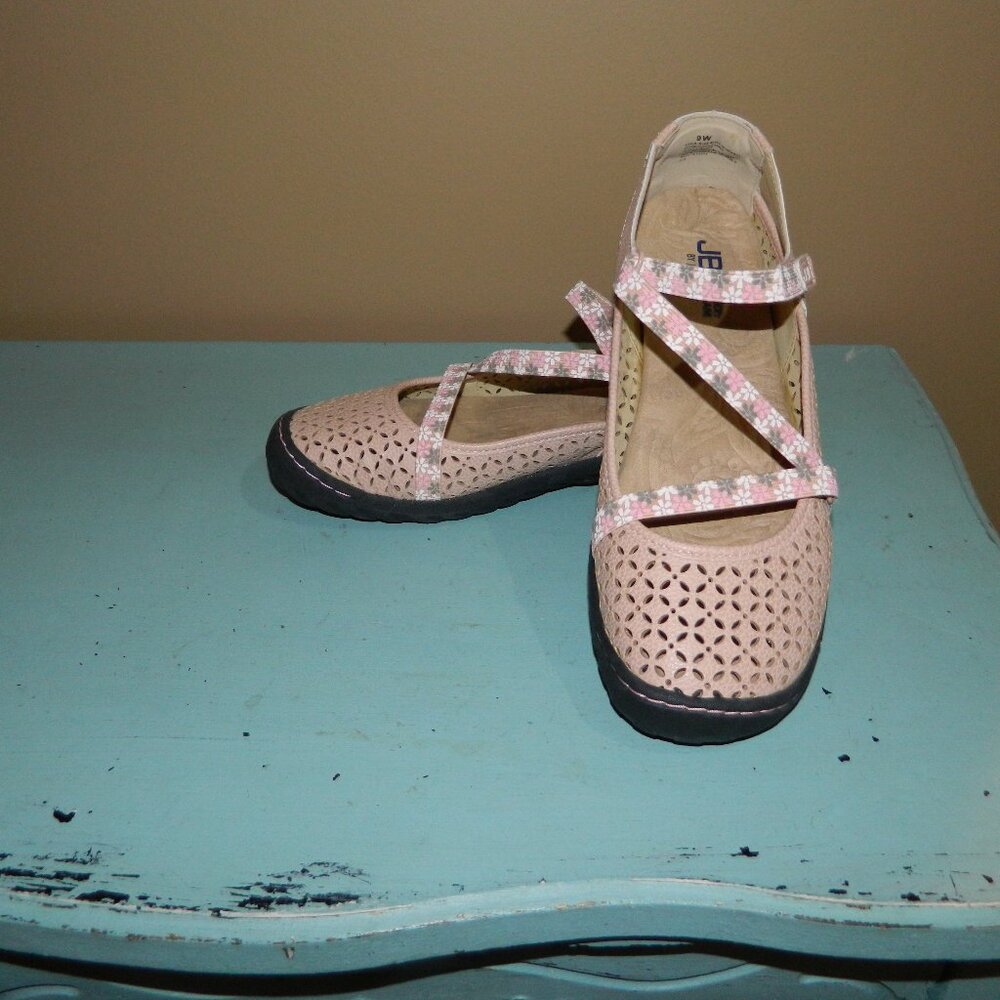 JBU by Jambu "Karen" Flower Mary Jane Shoes Size 9W